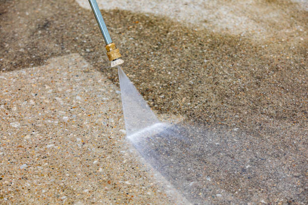 Best Oil Spill Cleanup  in Como, WI