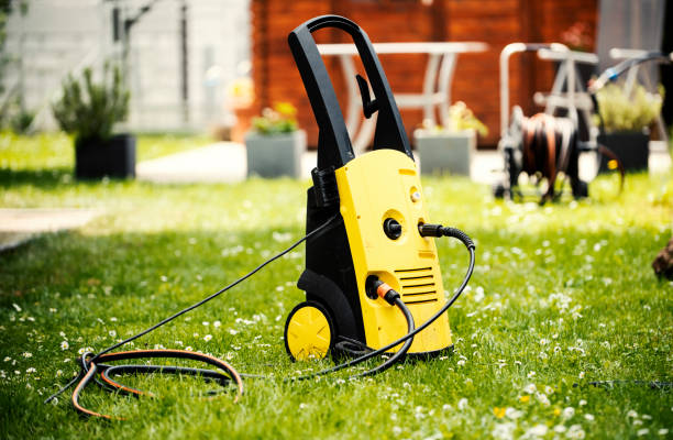 Animal Enclosure Cleaning in Como, WI